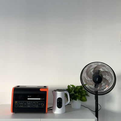 Estación de energía portátil plegable de 2000W Fuente de energía solar con carga inalámbrica de 15W