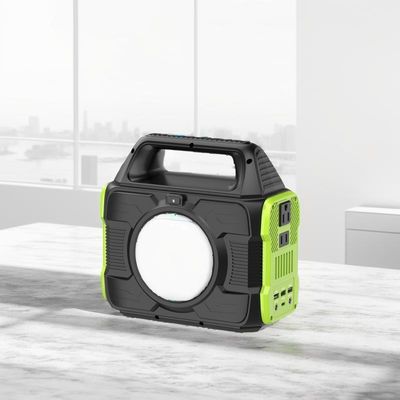 Estación eléctrica portátil de 600W con entrada de adaptador 5V-20V/2A y capacidad nominal de 173wh