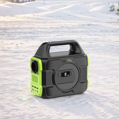 Estación de carga rápida portátil de 110V 300W con pantalla LCD y capacidad de batería de 8000mAh