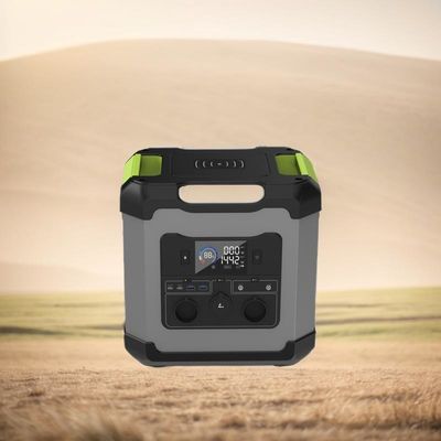 Estación eléctrica portátil 1680wh 2000W Batería de litio Generador solar para Japón Compradores