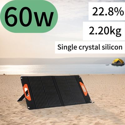Paneles solares impermeables de 60W para la carga sostenible en campamentos