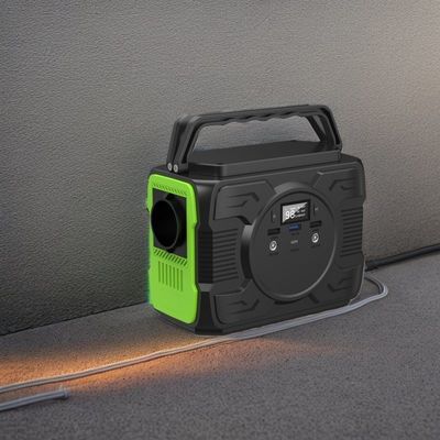 Generador solar de 200W Estación de energía portátil para almacenamiento de energía Suministro de energía en balcón