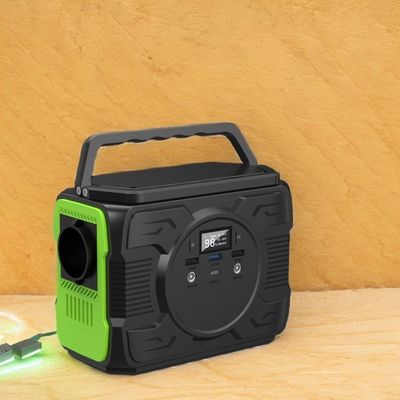 Estación de energía portátil recargable de 200 W con salida QC3.0