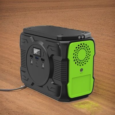Estación de energía móvil de 200W Batería de litio Generador de viento exterior para RV Uav Almacenamiento de energía