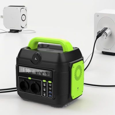 Estación de energía portátil de 600W Camping/RV Batería de litio de gran capacidad Cargador de emergencia de energía móvil para teléfono móvil Computadora DC Salida USB/tipo-C Alta potencia