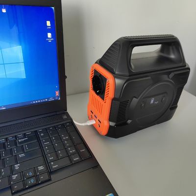 Generador solar multifuncional aislado de 300W/288wh MPPT con color personalizable