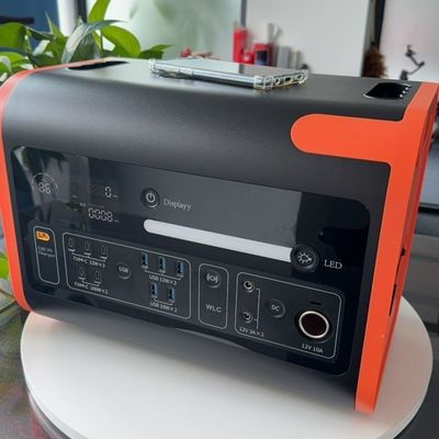 Fuente de alimentación móvil exterior de 220 V con alta frecuencia de salida de potencia 50/60 Hz