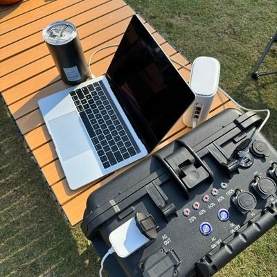 Estación eléctrica de 6kw negra ABS de aleación Fuente de alimentación portátil para aventuras al aire libre