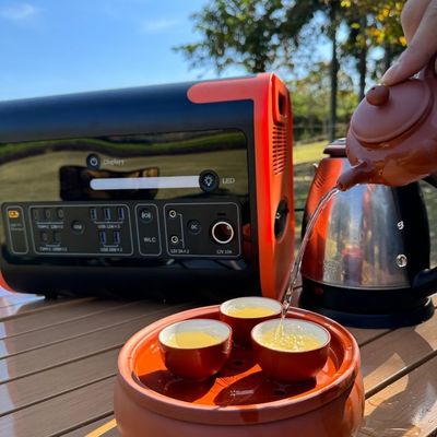 2048wh Capacidad Almacenamiento de energía Camping Central de energía solar AC Tiempo de carga 90 minutos