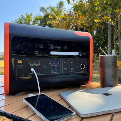 Estación de energía solar de emergencia al aire libre de 2000W con USB y opciones de color personalizables