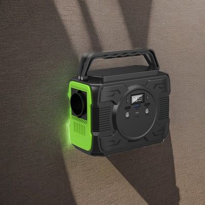 Estación eléctrica de almacenamiento de energía al aire libre de 200 W con diseño de faro de 100 W y salida DC1 2