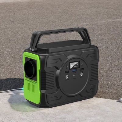 Cargador de generador solar portátil con potencia de salida AC de 200W y entrada/salida tipo C de 9V/3A