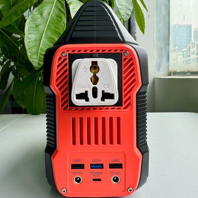 Generador de almacenamiento de energía de alta potencia de 300W para balcón RV con iluminación LED
