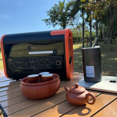 Sistema de almacenamiento de energía de 2200W Generador solar portátil con suministro de energía ininterrumpido