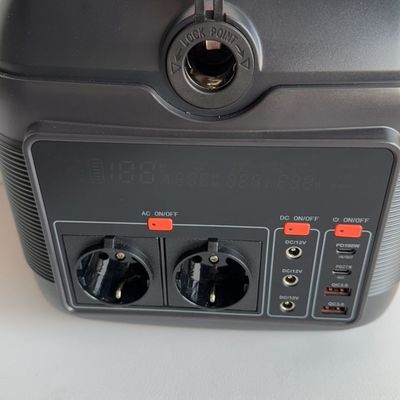 Tipo-C Salida Pd100W Pd27W S6 LiFePO4 576wh Estación de energía portátil para exteriores