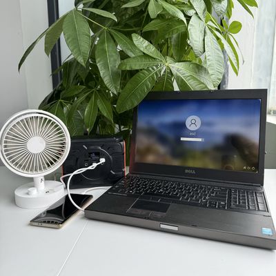 Estación de energía móvil portátil con luces LED Voltado de salida AC 110/220V-50Hz/60Hz 200W