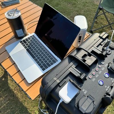 Luz LED a prueba de explosión LiFePO4 Batería de litio Fuente de alimentación móvil portátil 3000W