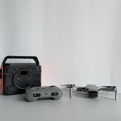 Estación de energía solar portátil de 200W AC de salida 110/220V-50Hz/60Hz 173wh Batería de litio
