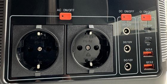 Estación de energía portátil de apoyo de 110V/220V con salida de 600W/1500W y salida de CC 12-13V 10A