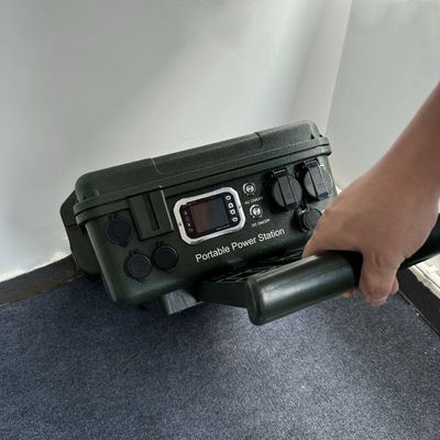 Cargador portátil de 6000W 6048Wh con panel solar USB y batería de litio para cargar automóviles