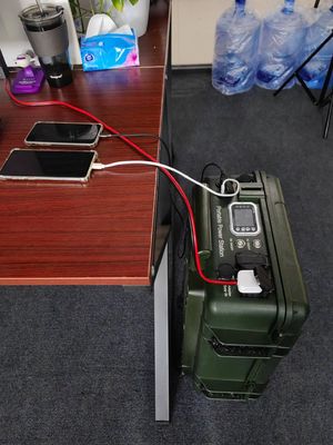 Cargador portátil de 6000W 6048Wh con panel solar USB y batería de litio para cargar automóviles