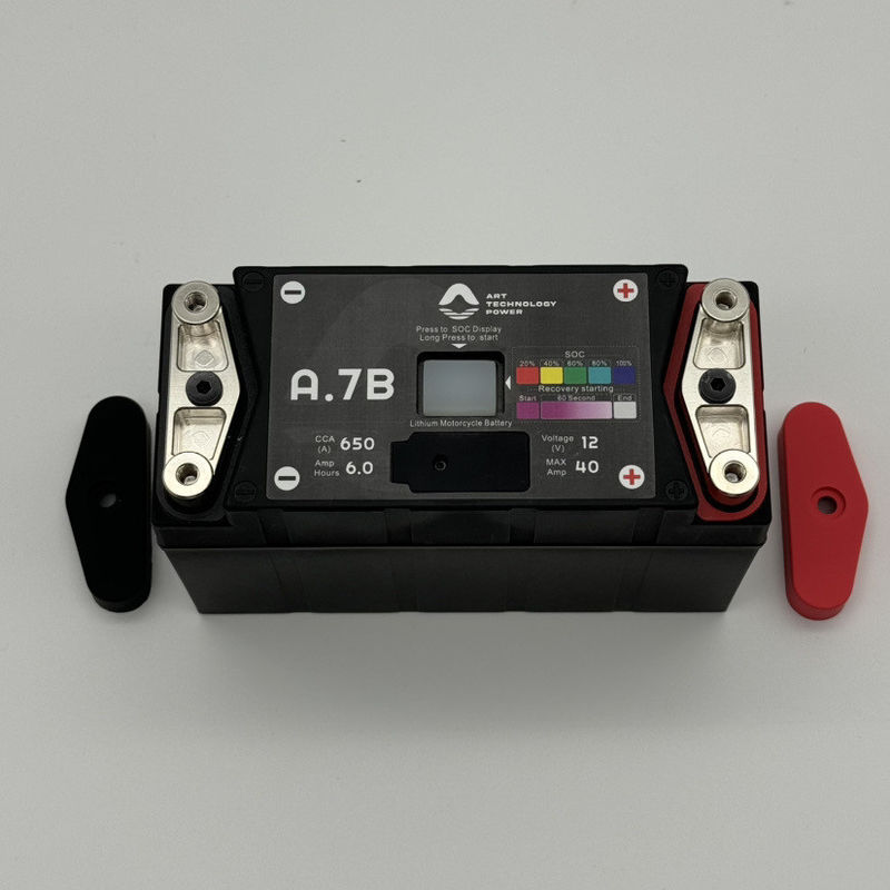 Batería de arranque de motocicleta de 12V 6A Batería de litio de 12,8 V para emergencias al aire libre