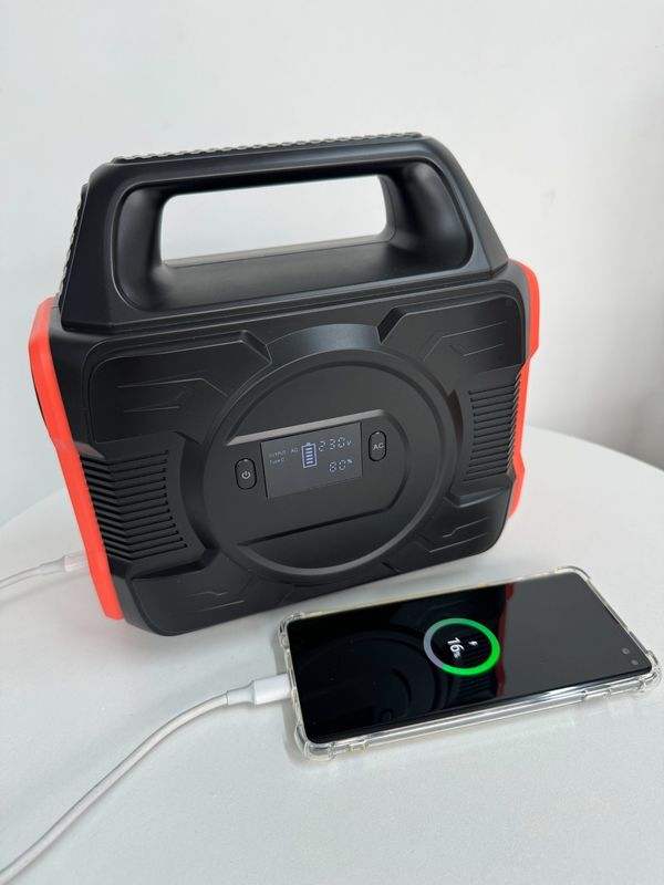 Generador solar portátil de 300W de batería de iones de litio con tecnología MPPT