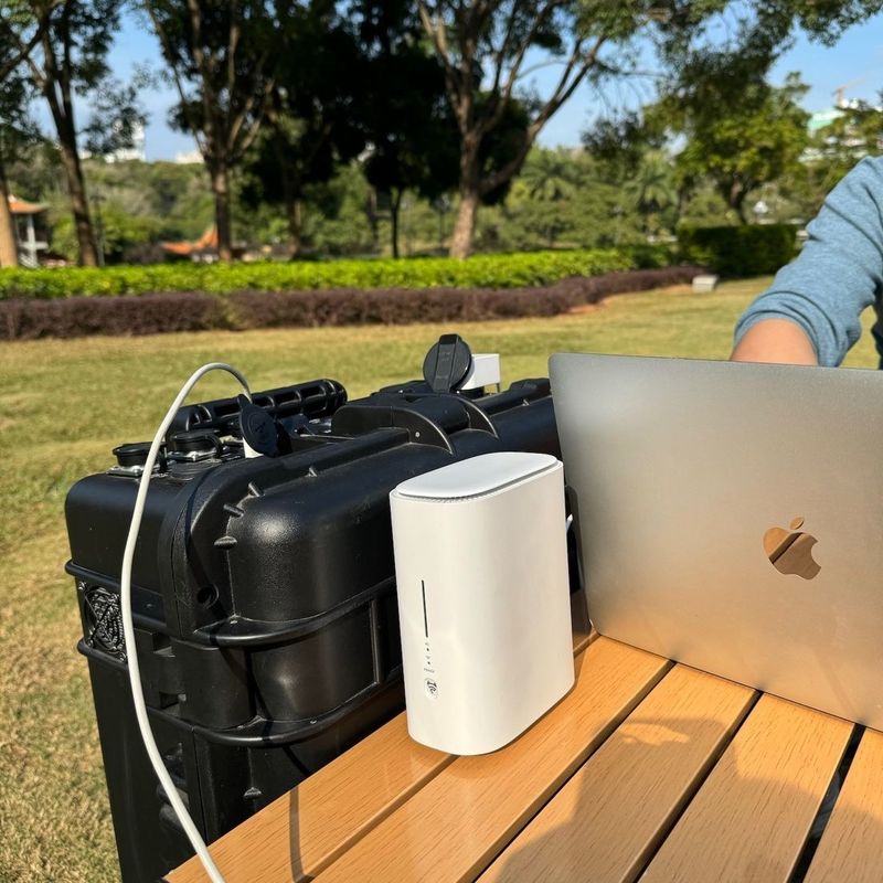 Material portátil de carcasa de aleación ABS 5000W Banco de energía para el hogar recargable para acampar al aire libre