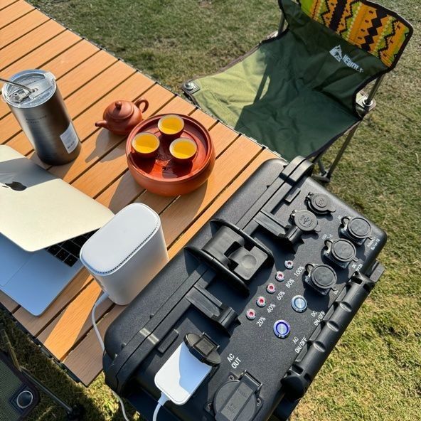 Banco de energía portátil de almacenamiento de energía de 18W Max USB/tipo-C para cargar en casa o en camping