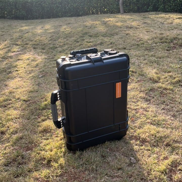 Modo de transporte varilla de tracción portátil con polea 3000W LiFePO4 Batería BMS Estación de energía solar