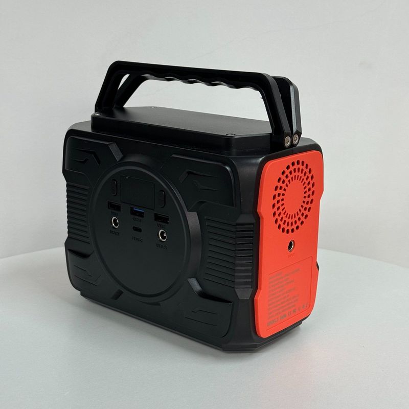 Capacidad de batería de 48000mAh Generador solar portátil de 200W Tipo-C Estación de salida de corriente alterna USB DC