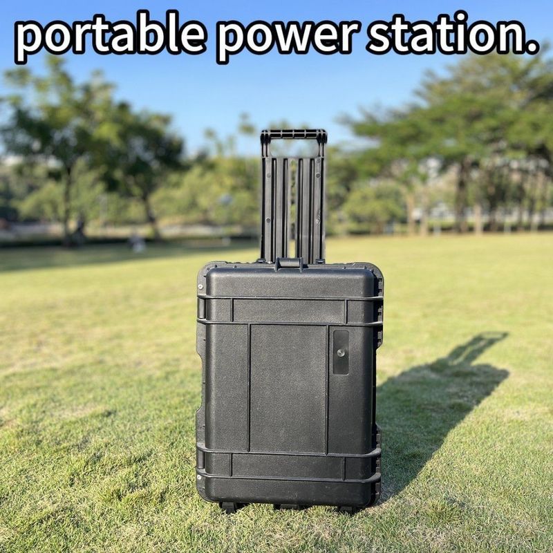 Batería de energía de respaldo recargable de 3000W/4000W/5000W para viajes al aire libre en modo de carga solar