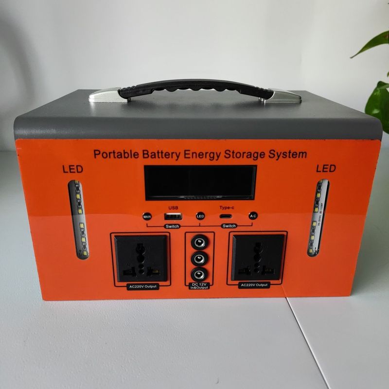 Estación de energía portátil de 300W/500W para acampar y emergencias en el hogar USB DC Salida 5V/10W Máximo