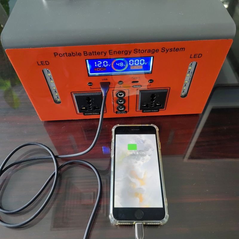 Estación de energía portátil de 300W para emergencias en el campamento y el hogar Tipo-C Salida 5V/10W Máximo